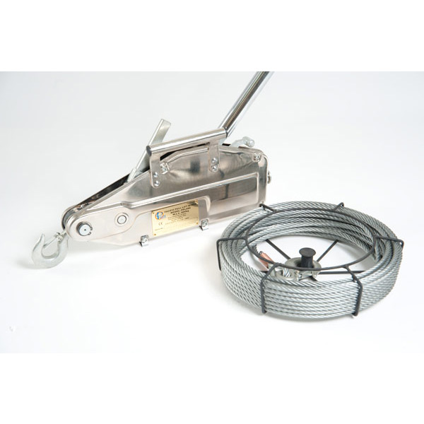 PACIFIC WIRE ROPE PULLING HOIST PULL CAPACITY 1250KGS LIFT CAPACITY  800KGS 20 X 8MM WINCH